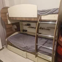 تخت چوبی دوطبقه