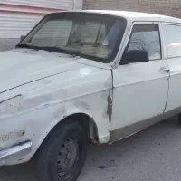 پیکان مدل 82