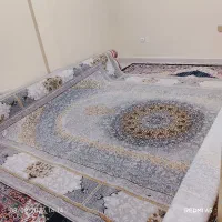 فرش با رنگ طوسی طلایی