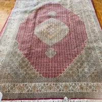 فروش تعدادی فرش کرک و ابریشم  دست بافت بعلت مهاجرت