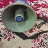 بلندگو آکبند و سالم