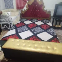 تخت خواب دونفره با تشک و پاتختی