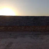 زمین چهاردیواری
