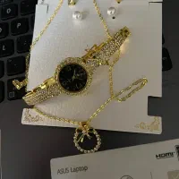 ساعت به همراه اکسسوری کادویی روز معلم مناسب ترند
