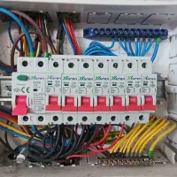 برقکاری/ تکنسین مهندسی برق صنعتی
