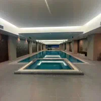 مروارید-220متر4خواب2مستر-2پارکینگ-استخرفعال-لابی