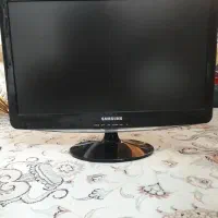 مانیتور رنگی ۲۰اینچ