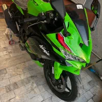 Zx25RR|موتورسیکلت|پیشوا, |دیوار