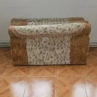 سه عدد پشتی در حد نو قیمت توافقی