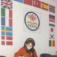 زبان انگلیسی آلمانی نروژی چینی ژاپنی کره‌ ای