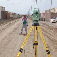 سرپرست کارگاه و نقشه بردار