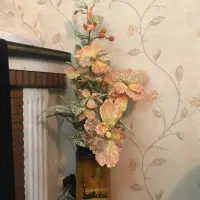 گل مصنوعی با گلدان