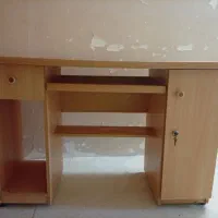 میز کامپیوتر