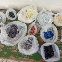 دکمه از هر رنگ