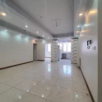 ۸۸متر / کلید نخورده / فول امکانات / رو به افتاب