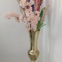 گل و گلدان طلایی سالم با گل 2 عدد