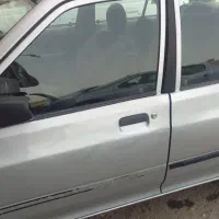 ماشین شاسی پلم نقره ای