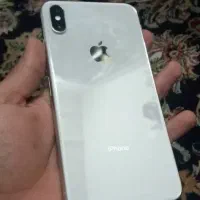 ایفون xs