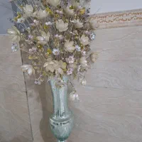 گل و گلدان
