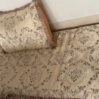 تشکچه و بالشت