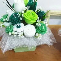 باکس زیبای گل شمعی
