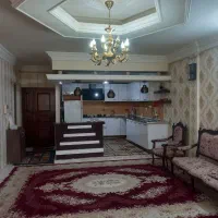 80متر-دانشجو-نزدیک-به-معلم
