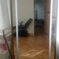 آیینه ایستاده