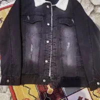 کاپشن|لباس|باسمنج, |دیوار