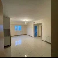 خانم جهت امور منزل