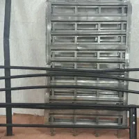 تخت دونفره فرفوژه مشکی رنگ