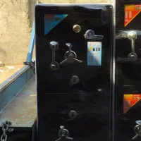 گاوصندوق درحد نو3ماه کارکرده(دوطبقه باارسال رایگان