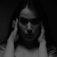 کارآموز فیلمبرداری خانم همراه با آموزش