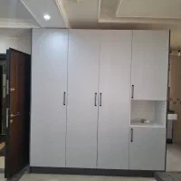کابینتِ مدرن با جزیره، در حد نو نو