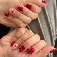 کاشت ناخن با تخفیف ویژه