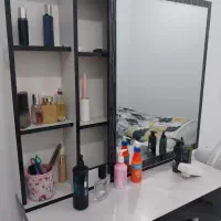 تخت ومیز ارایشی