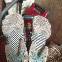 کتونیxz ریبوک پمپی
