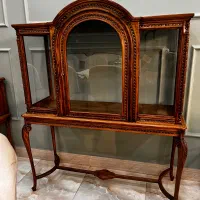 ویترین باچوب راش با رنگ چوب مات