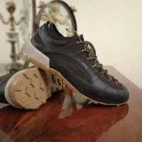 کتونی اورجینال ایتالیایی طبیعتگردی ناگلو سایز ۴۲/۵