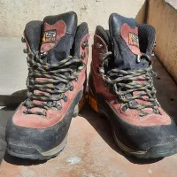 کفش کوهنوردی کوهسار زیره ویبرام سایز ۴۲