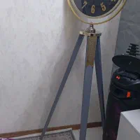 ساعت ایستاده