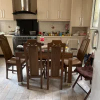 میز چهار نفره لوستر و ظرف
