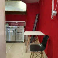 دو عدد میز و ۳عدد صندلی