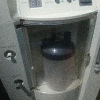 دستگاه اکسیژن ساز ..و دستگاه زردی نوزاد