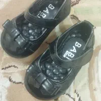 کفش و لباس نوزادی