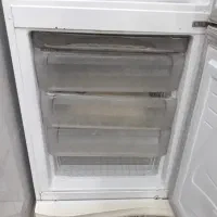 یخچال دو دره