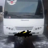 مینی بوس ایسوز
