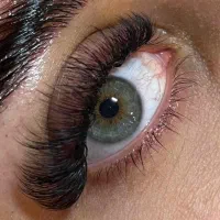 آموزش کاشت و اکستنشن مژه و ناخن - رایگان بمب تخفیف