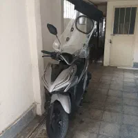 موتورسیکلت طرح کلیک در حد صفر کارکرد 2000 مدل 1402