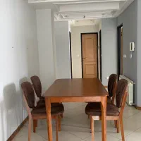 میز ناهار خوری چوبی