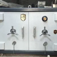 گ ا و ص ن د و ق قفل رمزدار . قفل دیجیتال